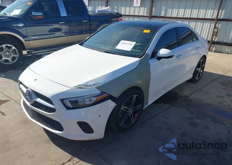 2019 Mercedes-Benz A 220 из США, поврежденный, VIN WDD3G4EB9KW000515